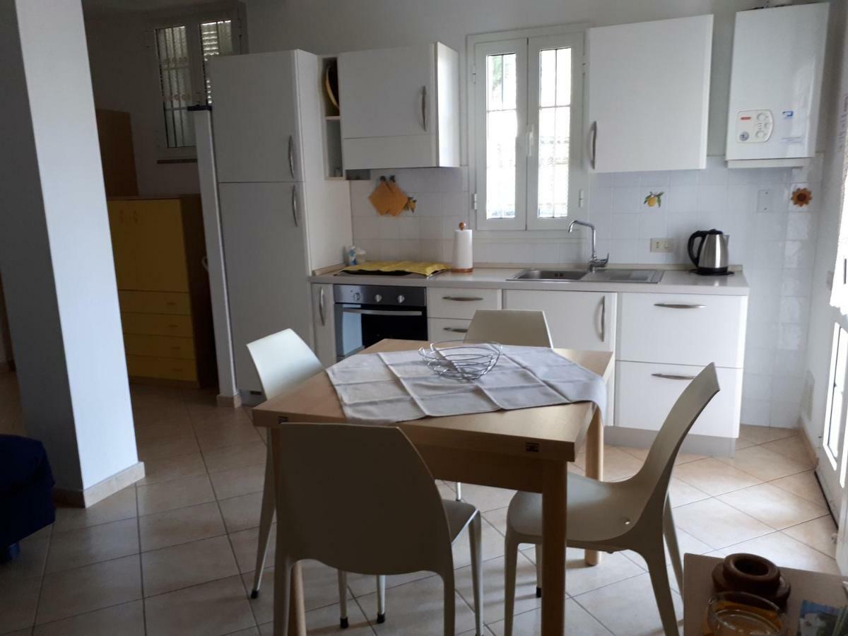 Azienda Agrituristica Villa Arianna Imperia Εξωτερικό φωτογραφία